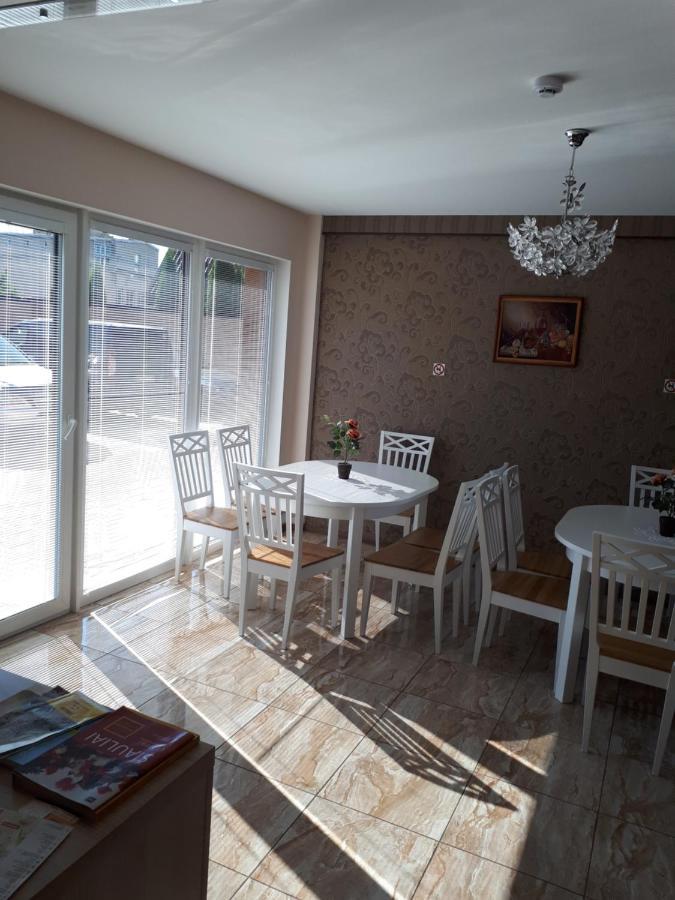 Juro Guest House โชเล ภายนอก รูปภาพ