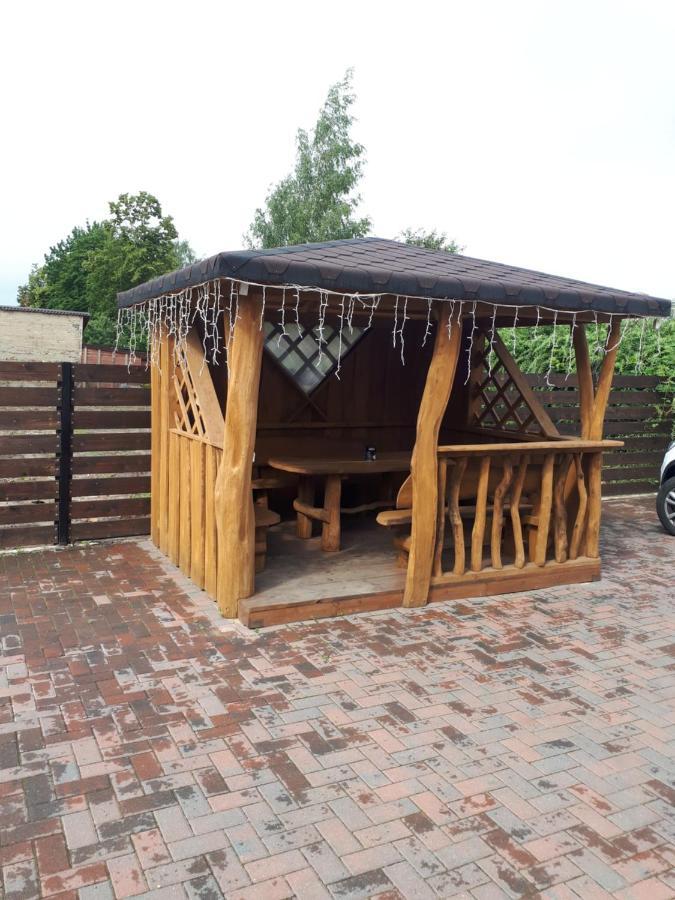 Juro Guest House โชเล ภายนอก รูปภาพ
