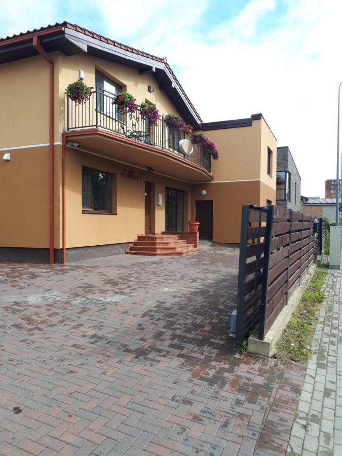 Juro Guest House โชเล ภายนอก รูปภาพ