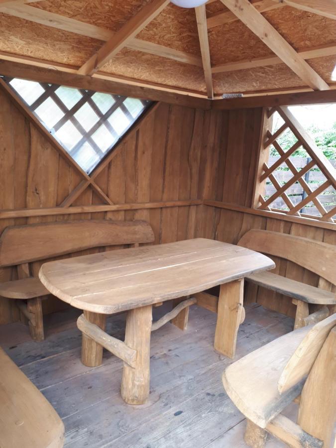 Juro Guest House โชเล ภายนอก รูปภาพ