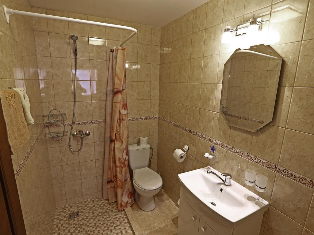 Juro Guest House โชเล ภายนอก รูปภาพ