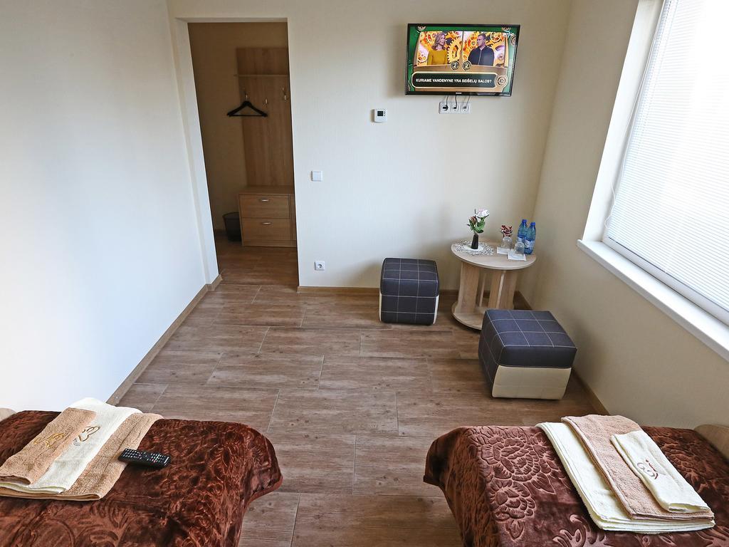 Juro Guest House โชเล ภายนอก รูปภาพ